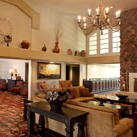 Embassy Suites By Hilton Flagstaff Bagian luar foto
