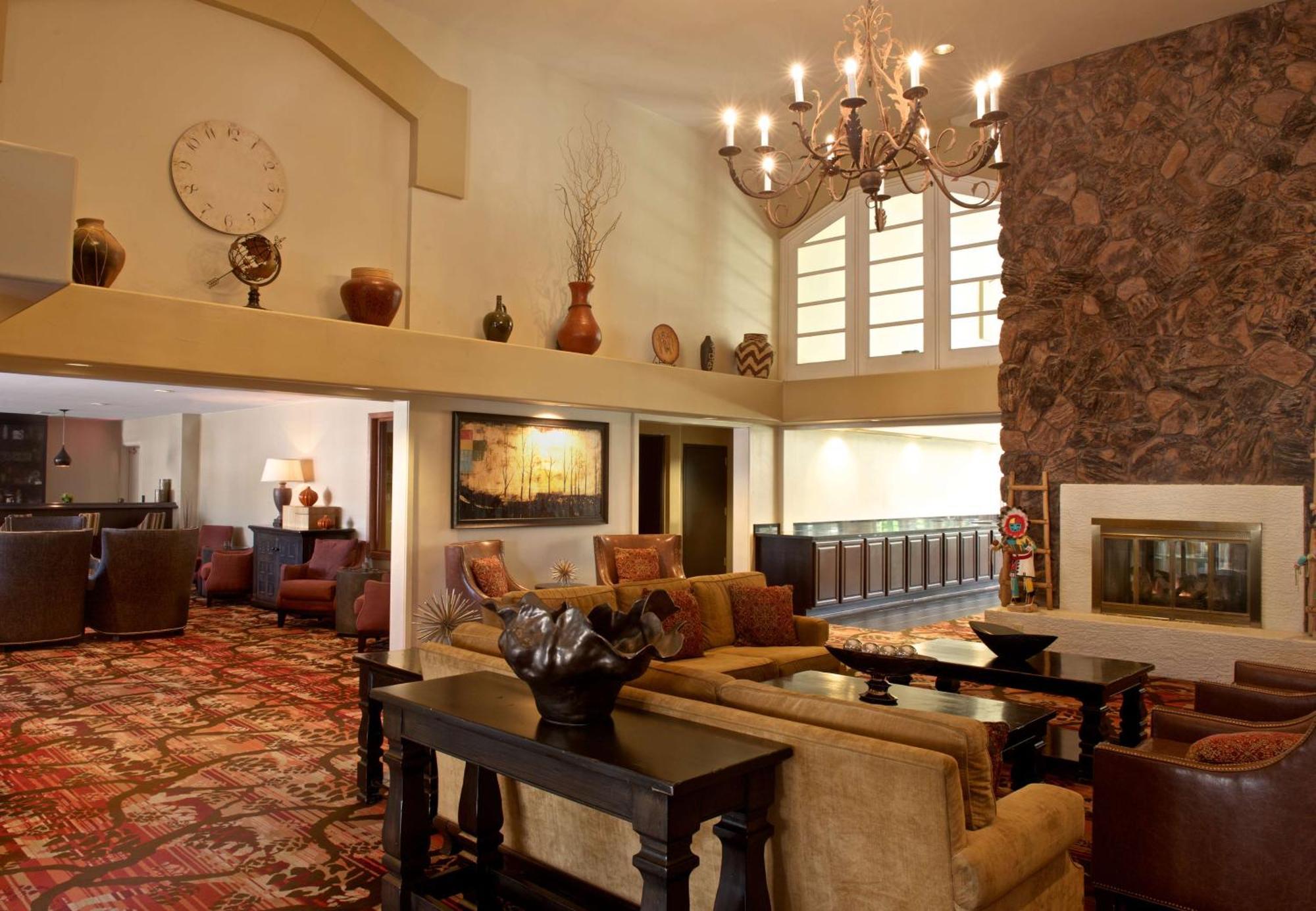 Embassy Suites By Hilton Flagstaff Bagian luar foto
